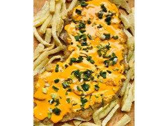 PARA COMPARTIR, MILA CON SALSA DE QUESO CREDAR MAS PAPAS