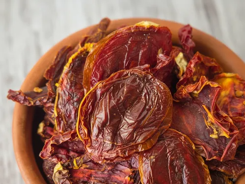 Tomates secos deshidratados