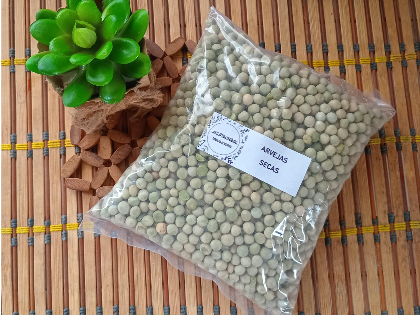 Arvejas secas enteras
