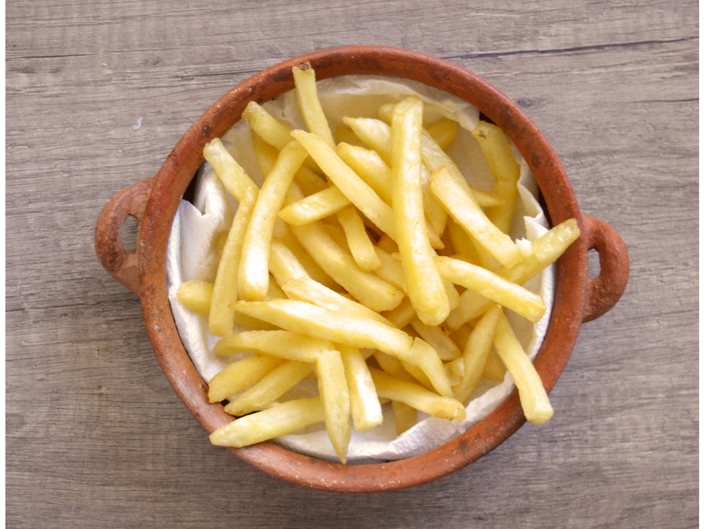 Papas para freir:  1 kg de papas congeladas