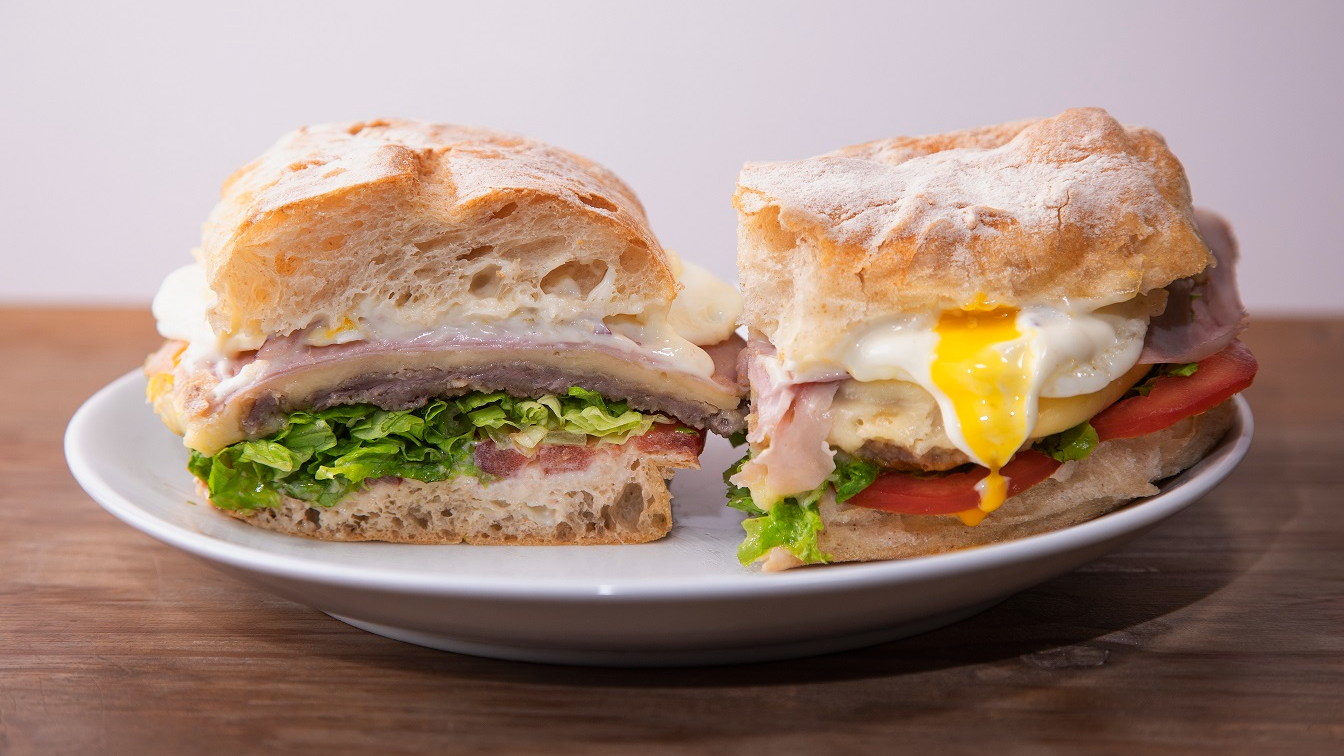 SÁNDWICHES CALIENTES