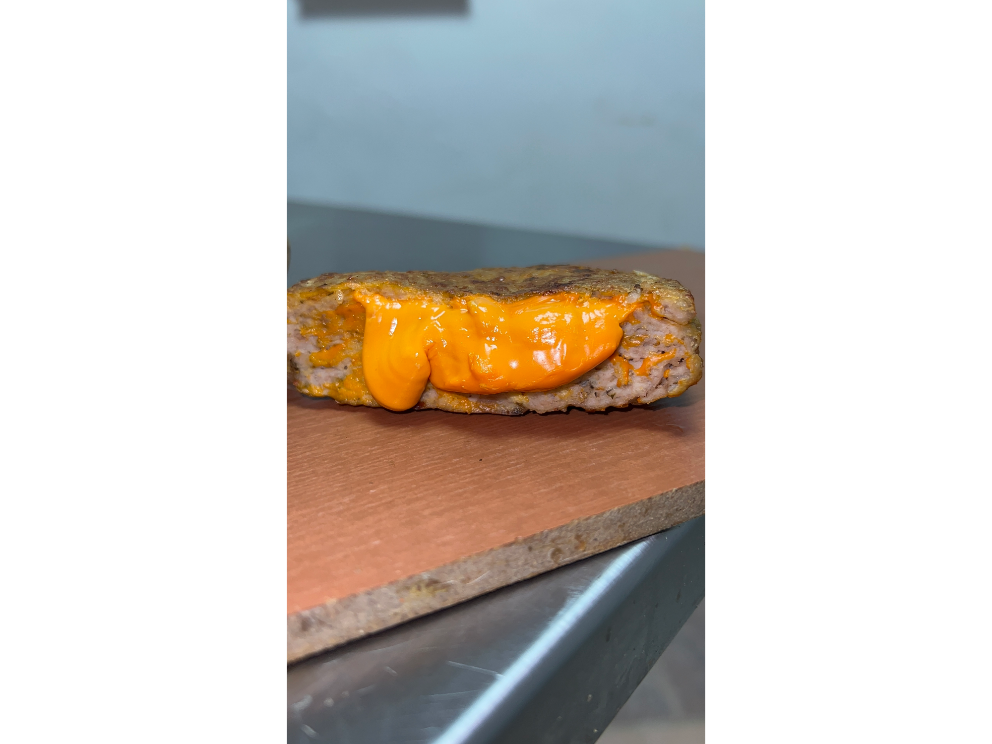Hamburguesa rellena de Cheddar