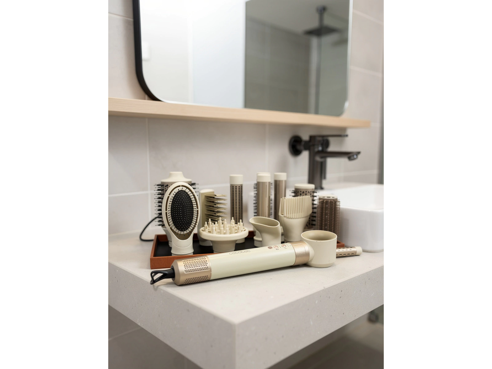 Cepillo modelador cecotec