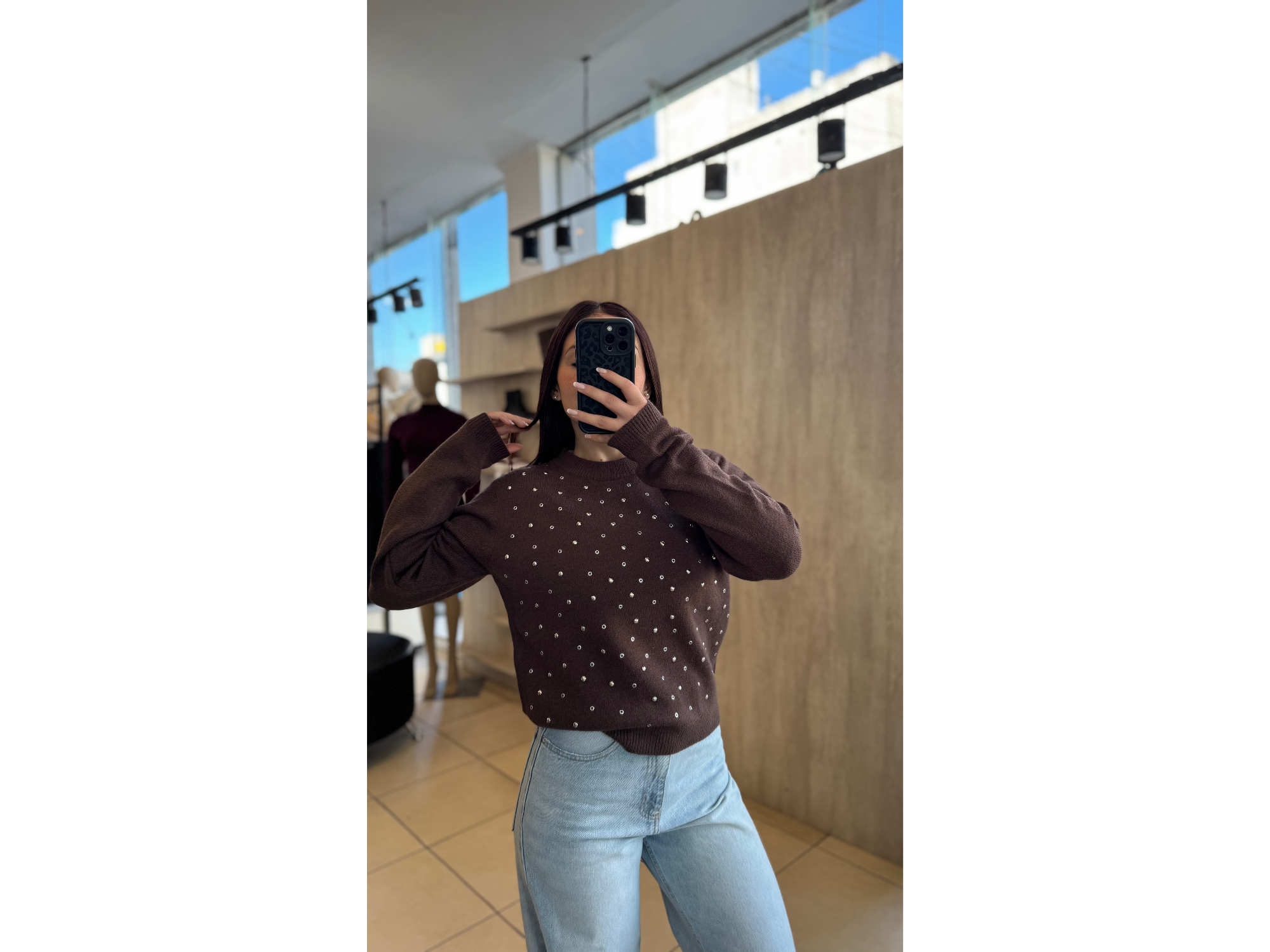 SWEATER TACHAS