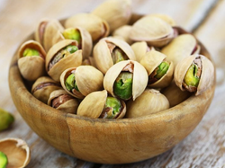 PISTACHO CON CASCARA Y SALADO
