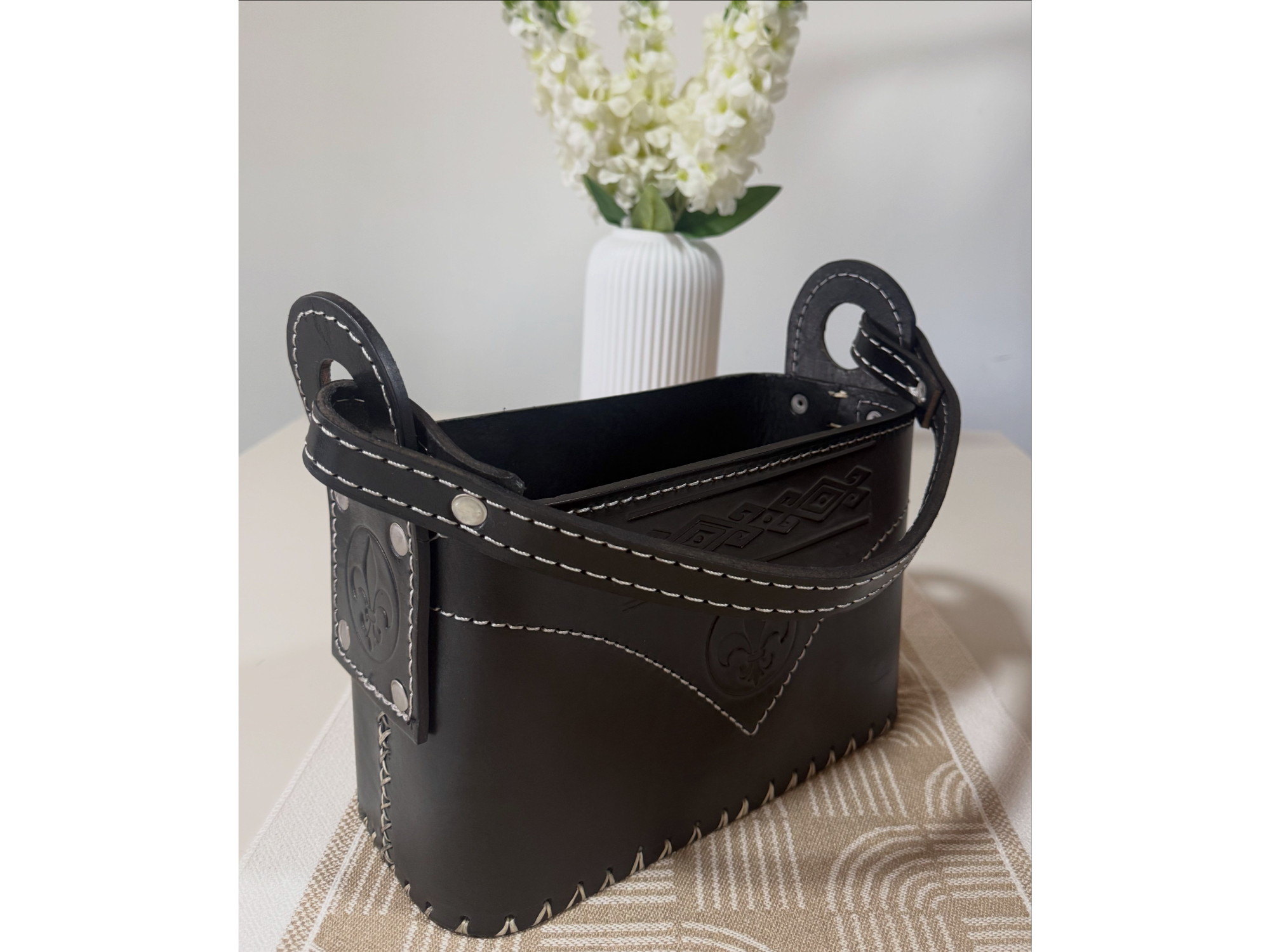 CANASTA RECTANGULAR CUERO