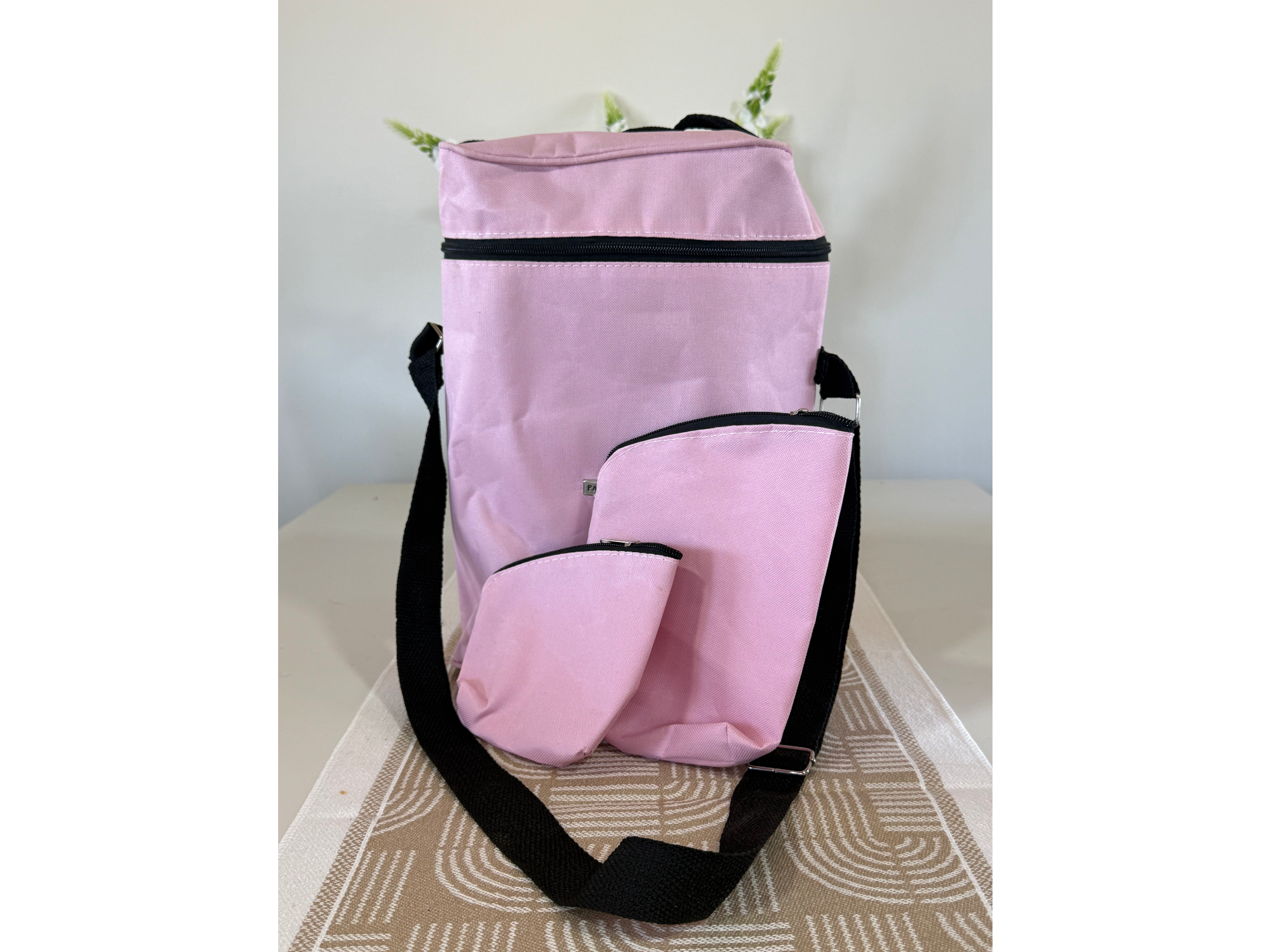 BOLSO MATERO PINK + YERBERO Y AZUCARERO