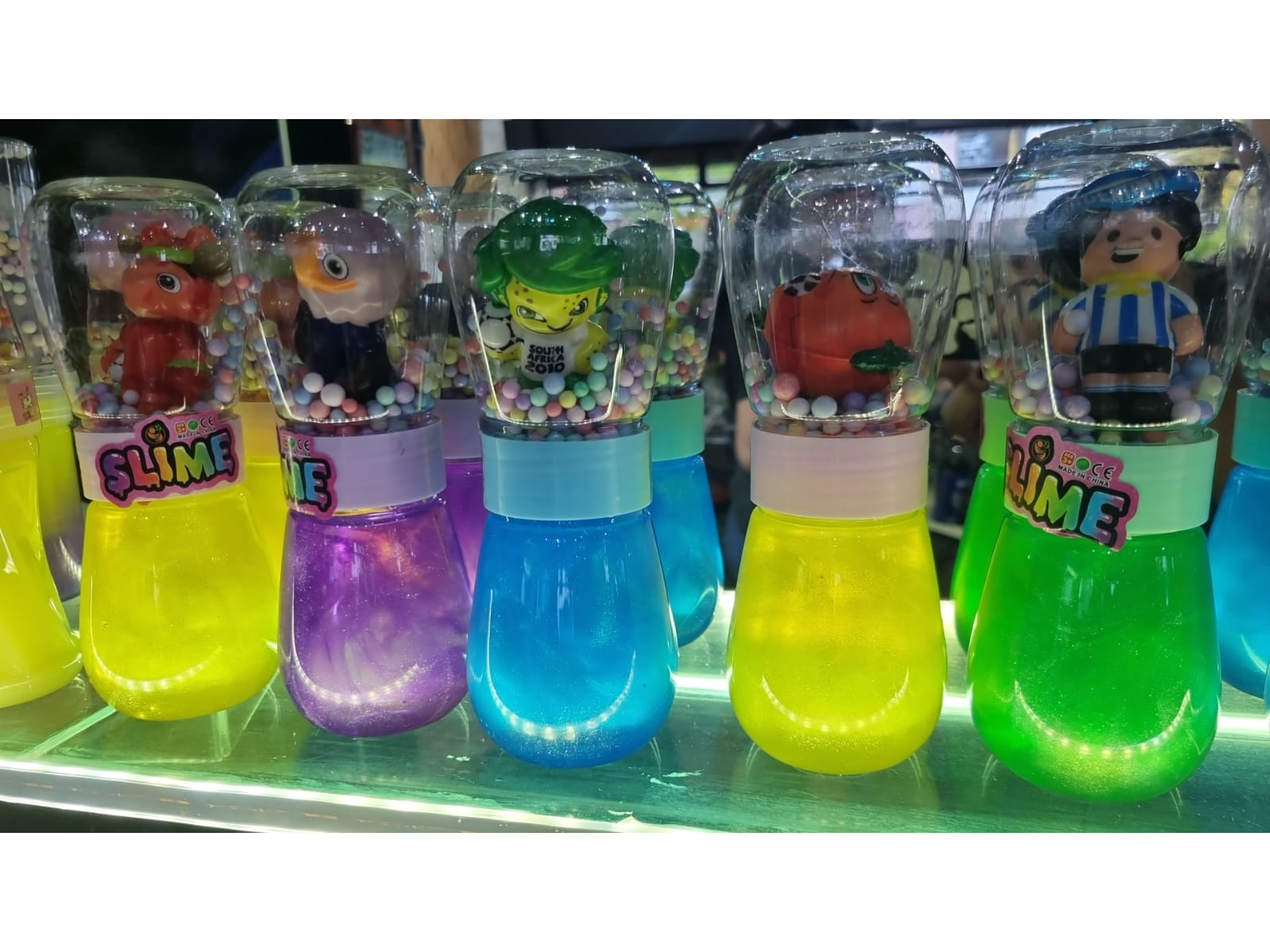 CAJITA FELIZ SLIME