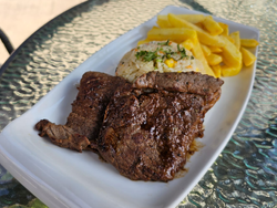 Bistec de vacuno con agregado