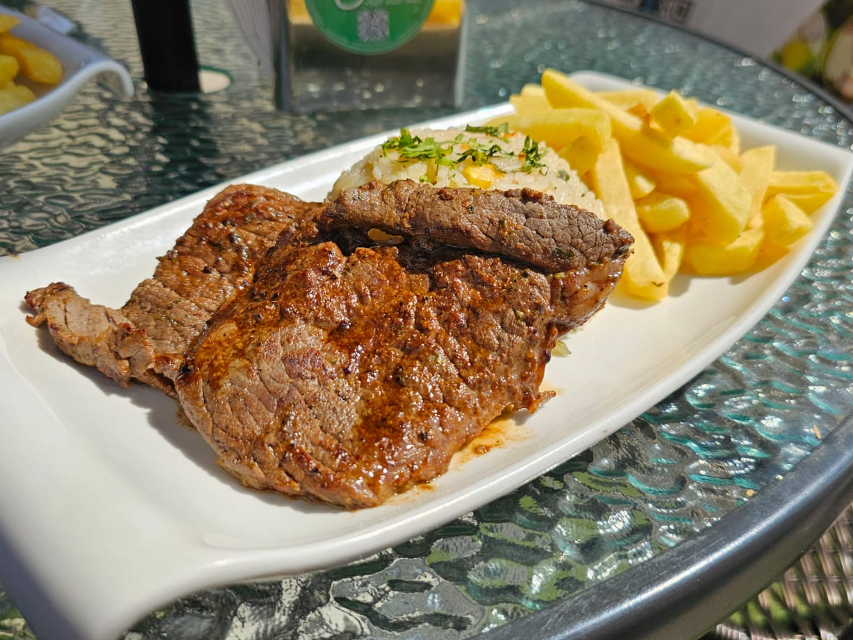 Chuleta de cerdo con agregado