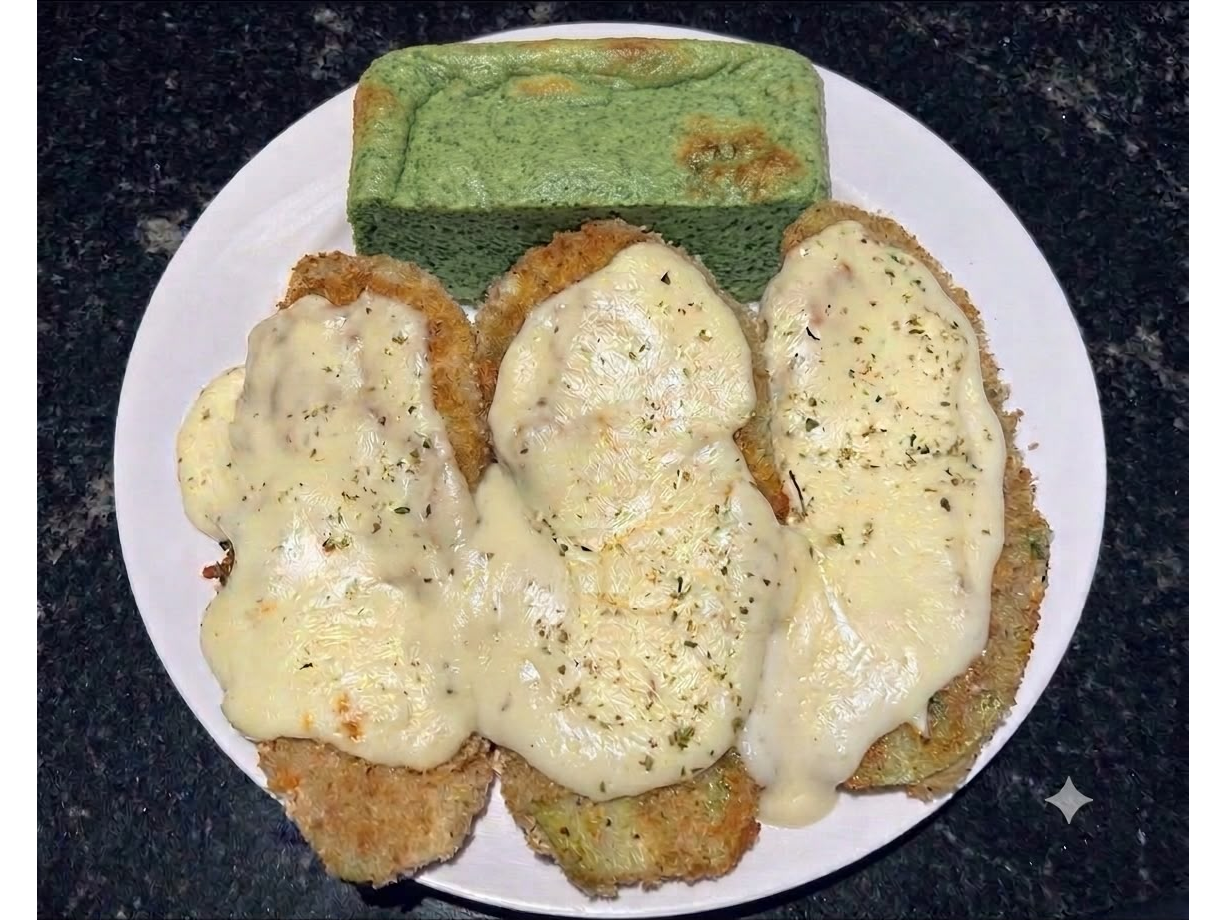 Menu Vegetariano. Milanesas de berenjena a la suiza con souffle de espinaca