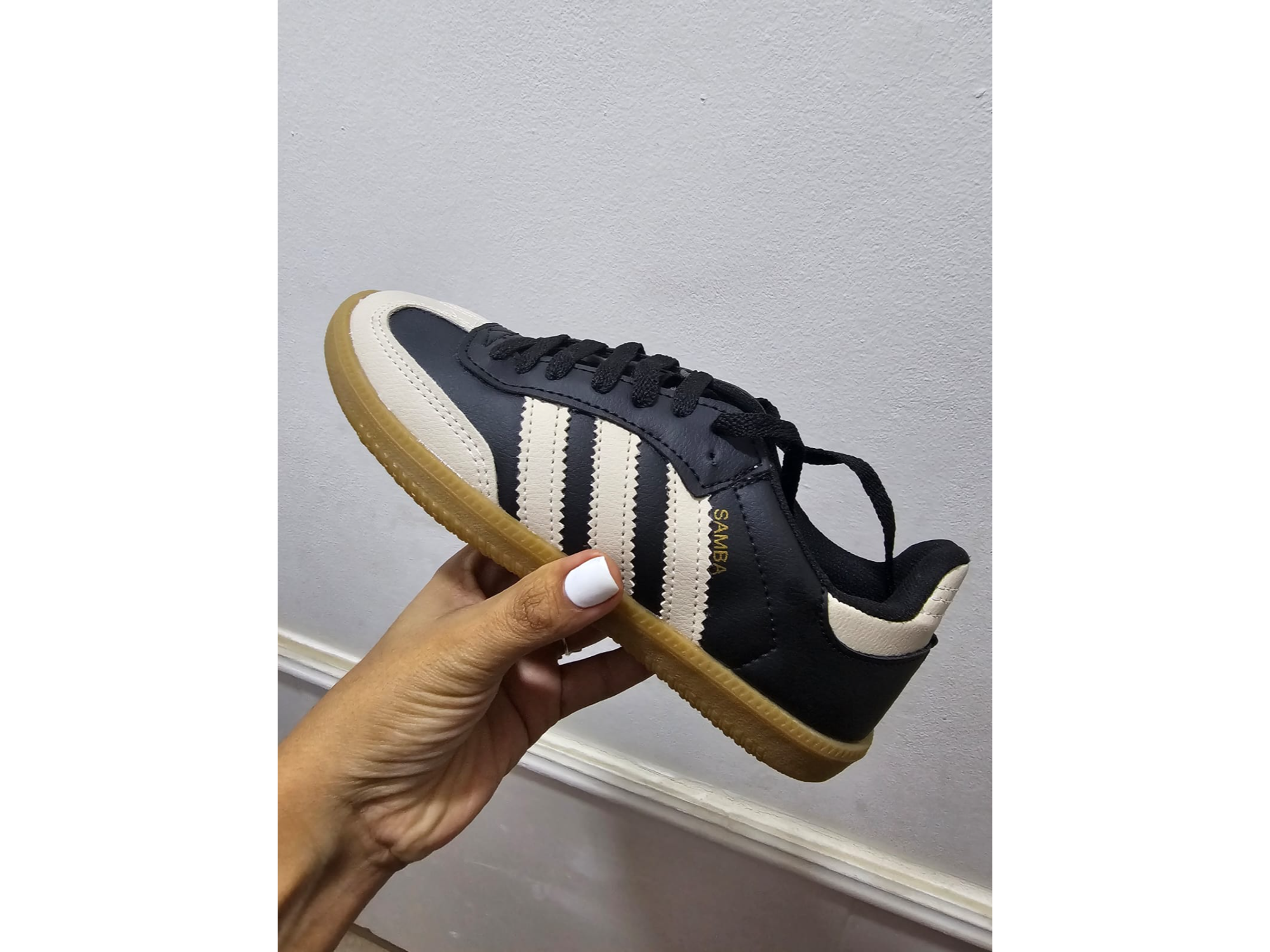 Adidas samba negra con beige 36