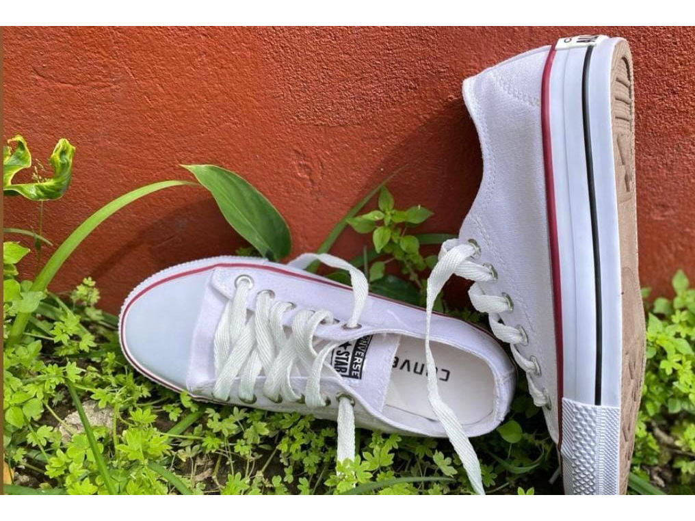 Converse blancas bajas 36