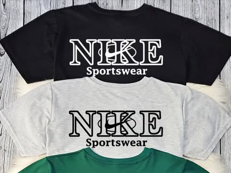 Nike Sportwear talle 2 negro