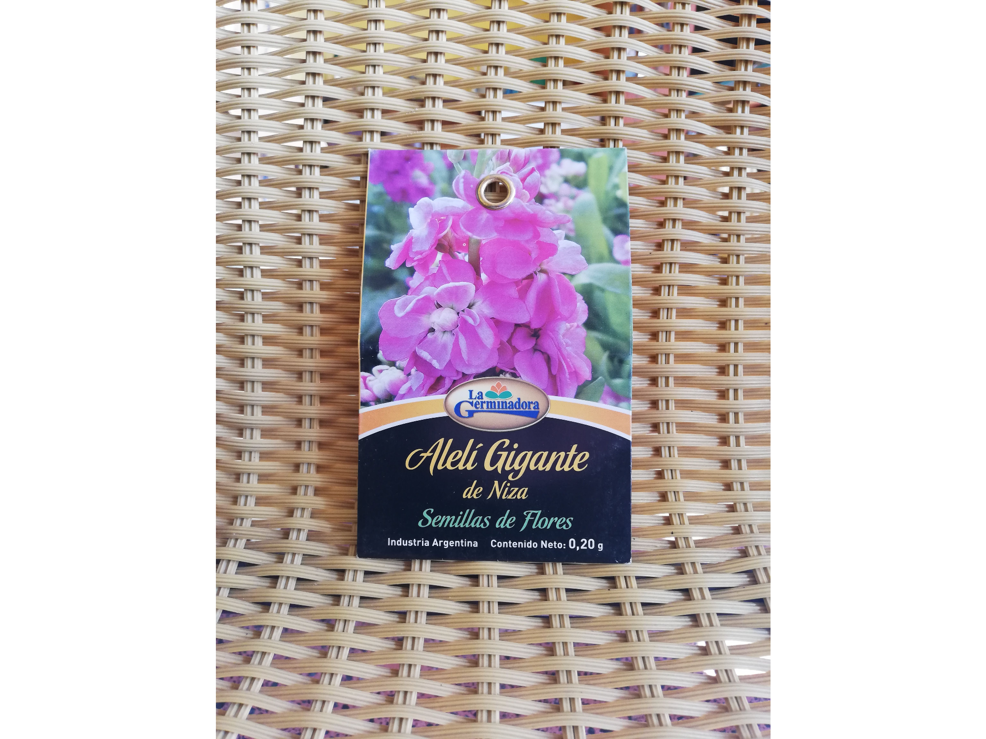 Aleli Gte. De Niza - doble variado V - O - P