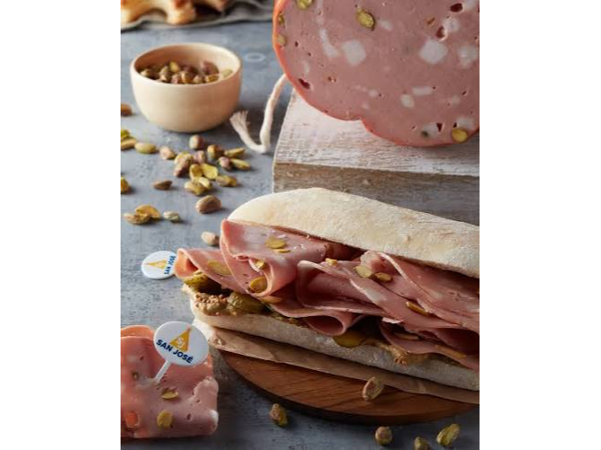 Mortadela Bocha con Pistachos "San José"
