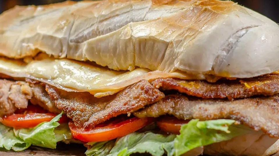 SANDWICH DE MILANESAS