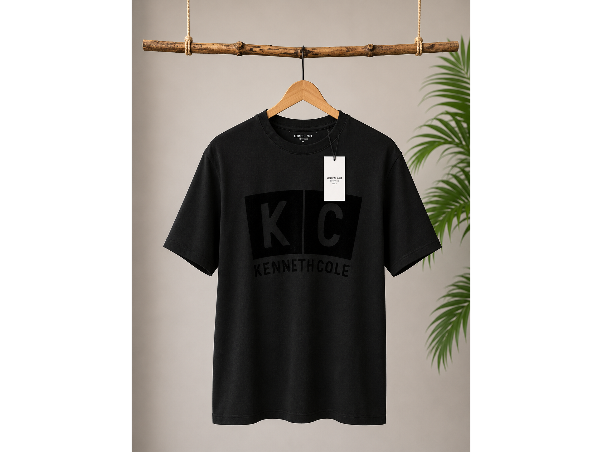 Polera Negra Kenneth Cole / Talla M