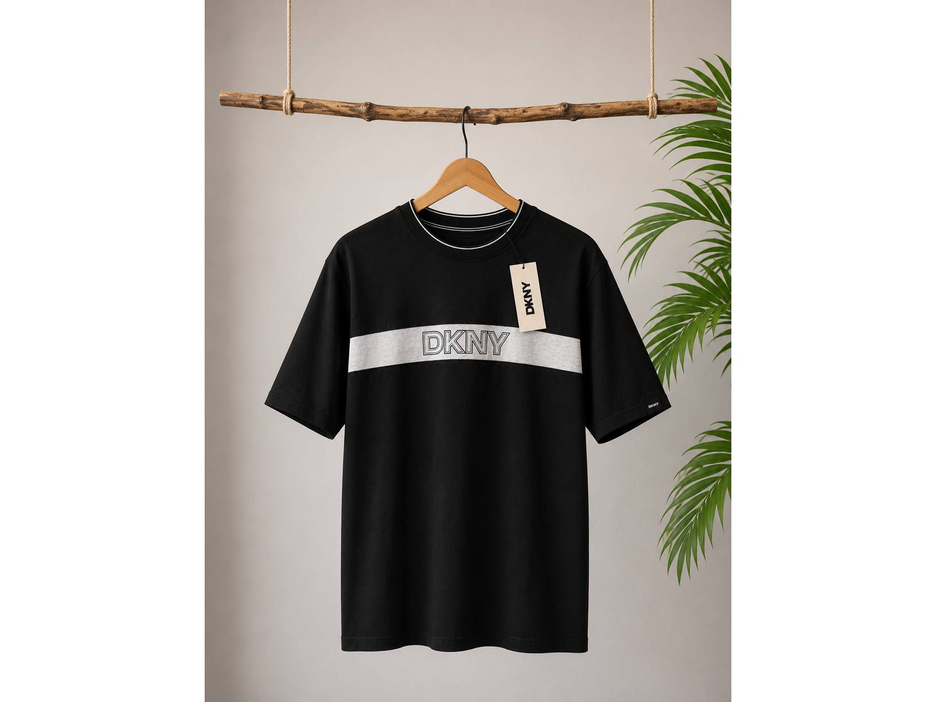 Polera DKNY Negra con Franja Horizontal / Talla M