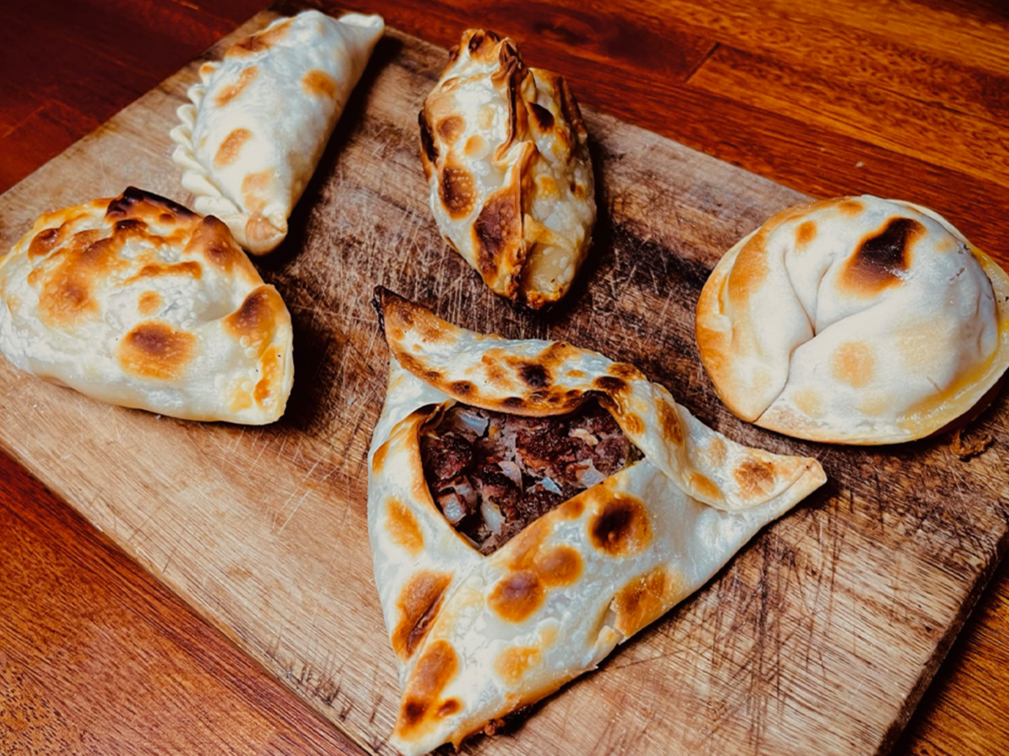 MENOS DE 12 EMPANADAS
