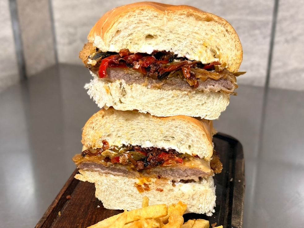 SÁNDWICH DE MILANESA AZTECA