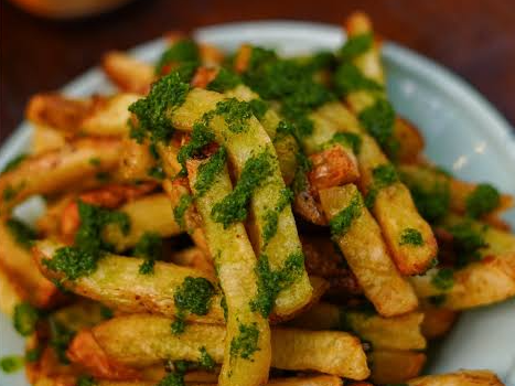 Papas fritas provenzal