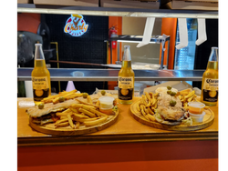 LOMO CHARLY VERDURAS+ dip de mayo+ dip picante