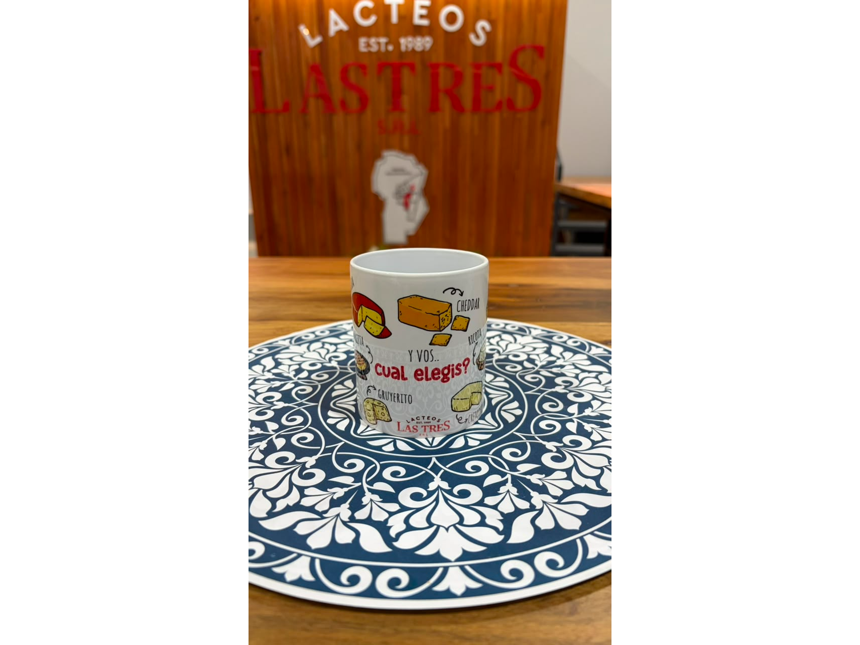 TAZA CERAMICA Diseño