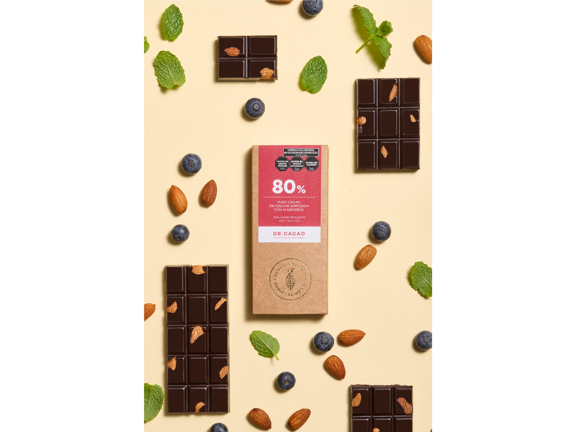 80% Puro Cacao Sin Azúcar Agregada con Almendras (50g)