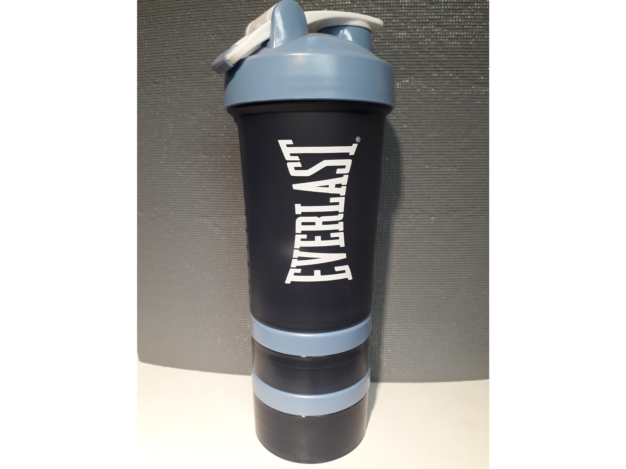 SHAKER EVERLAST TRIPLE