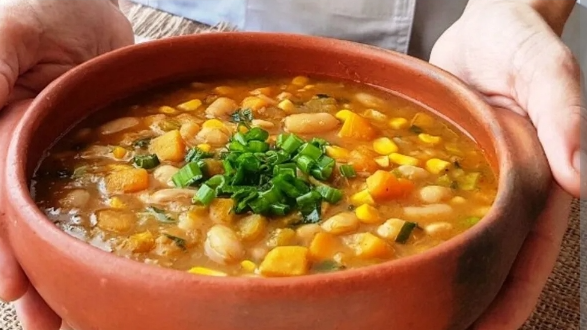 LOCRO
