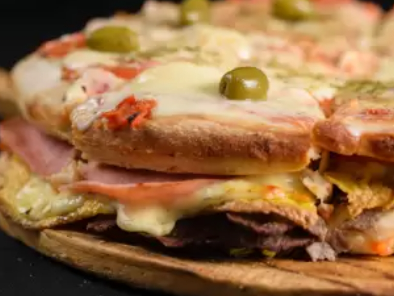 PIZZA LOMO MITAD