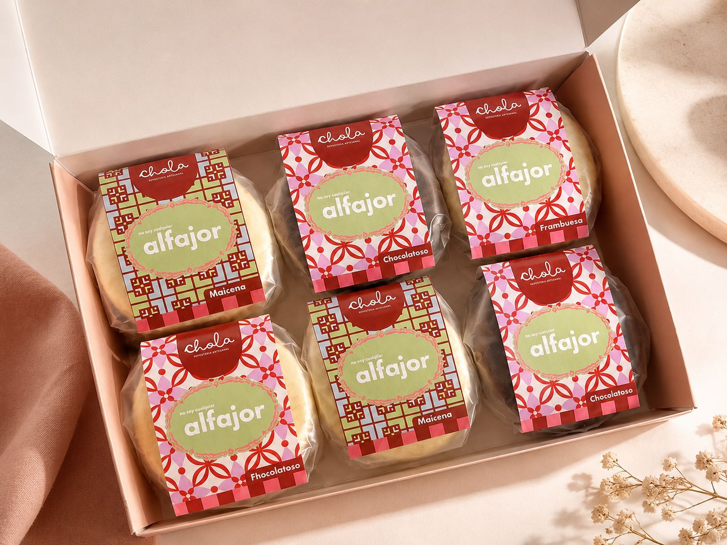 Caja de 6 alfajores Chola de Chola-desayunos