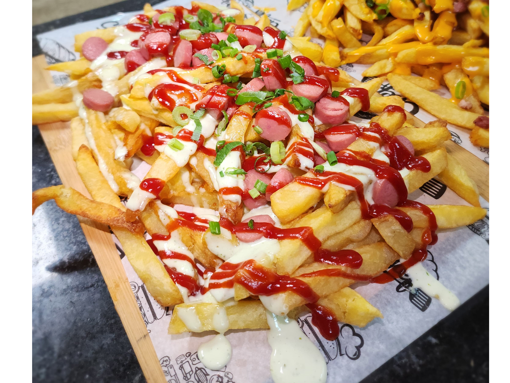 SALCHIPAPAS