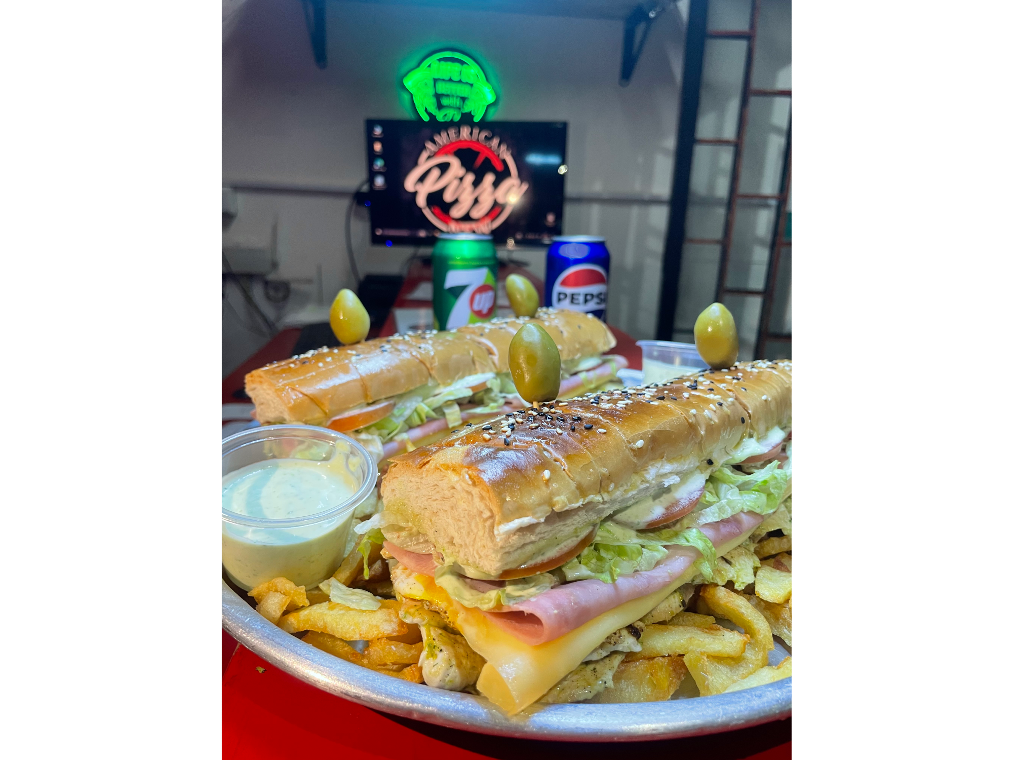 2 LOMOS ➕ 2 LATAS DE GASEOSA🤤