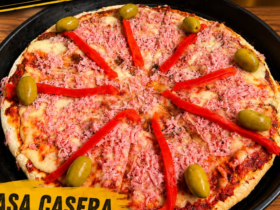 Pizza con morron y jamon