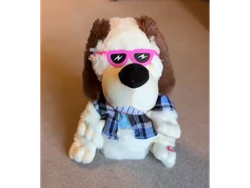 PERRO que mueve las orejas y bailan de 30 cm de altura (Código: 19701)