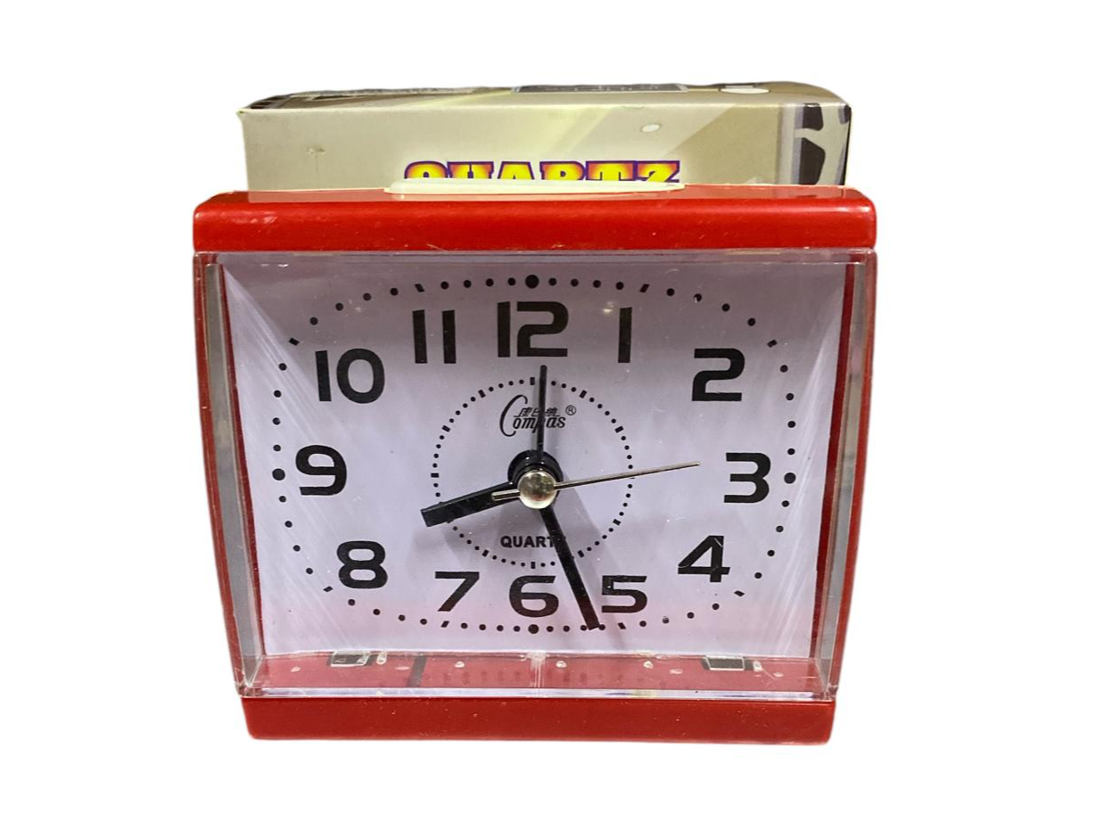 RELOJ DESPERTADOR   (Código: 8831)