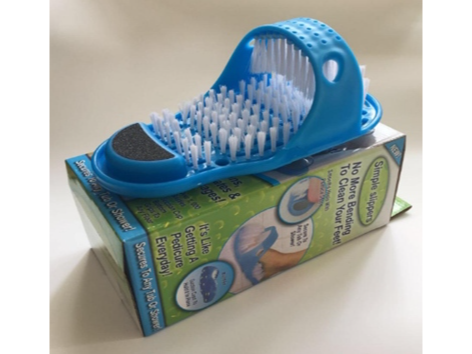 LAVAPIES CON CEPILLOS