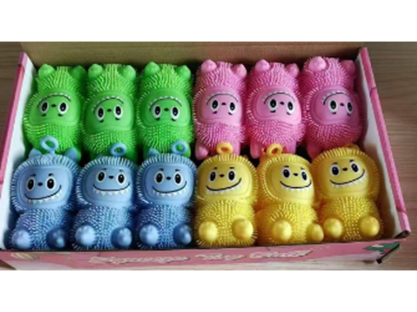 LABUBU DE GOMA EN COLORES