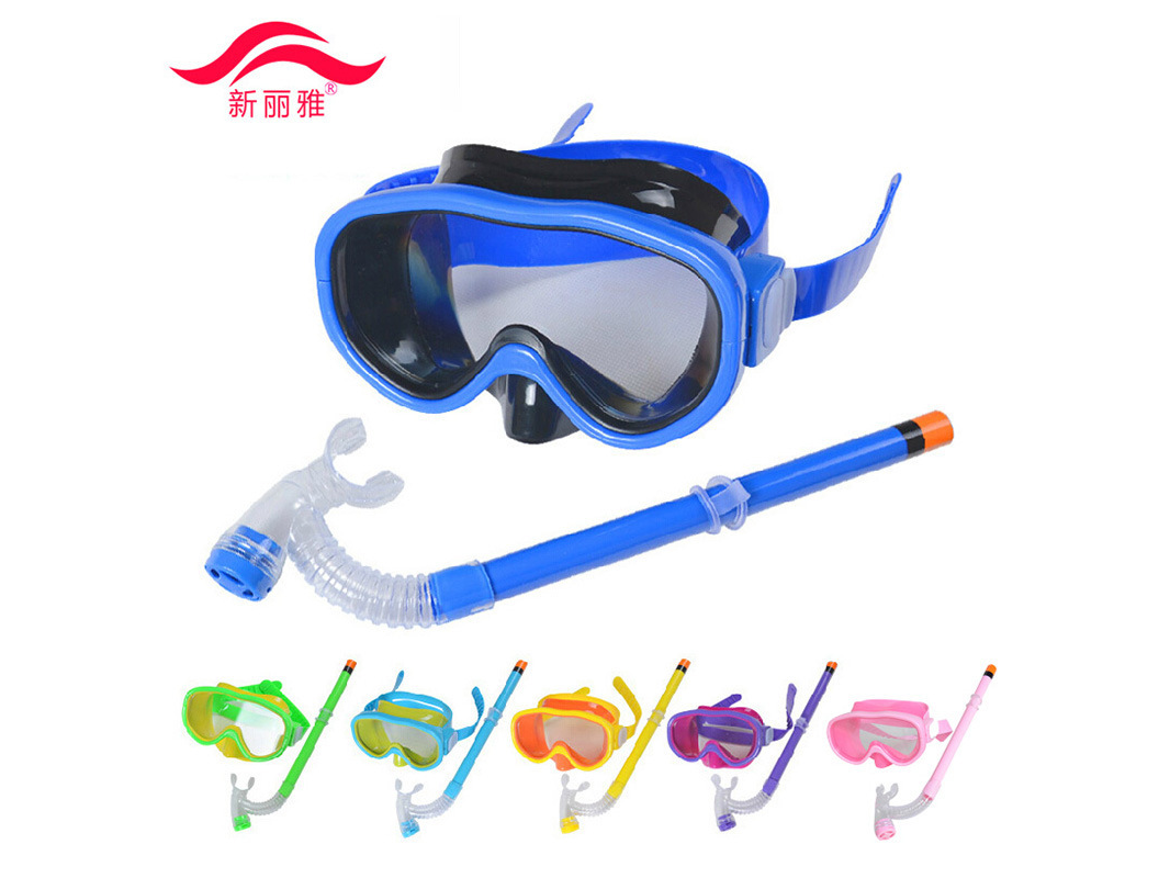 SNORKEL CON MÁSCARA ACUÁTICA