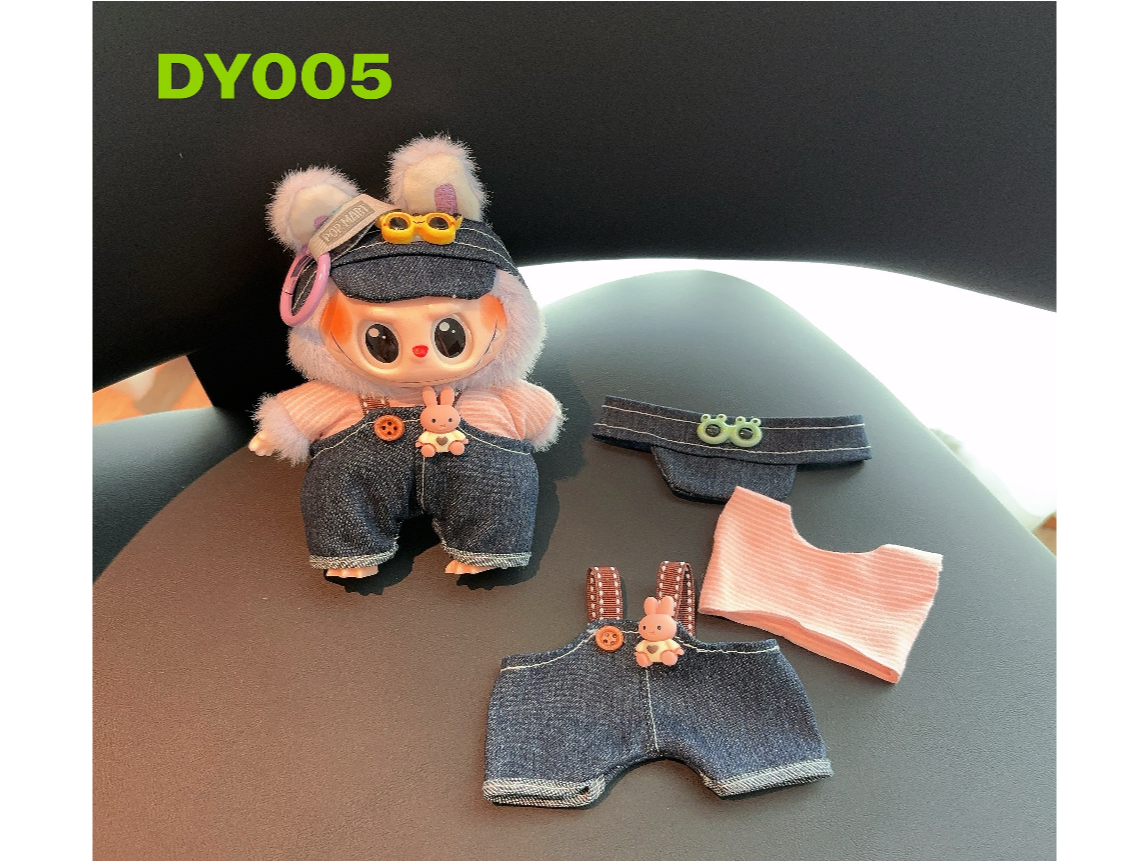 LABUBUS CON VESTIMENTA EN CAJA DE ACETATO