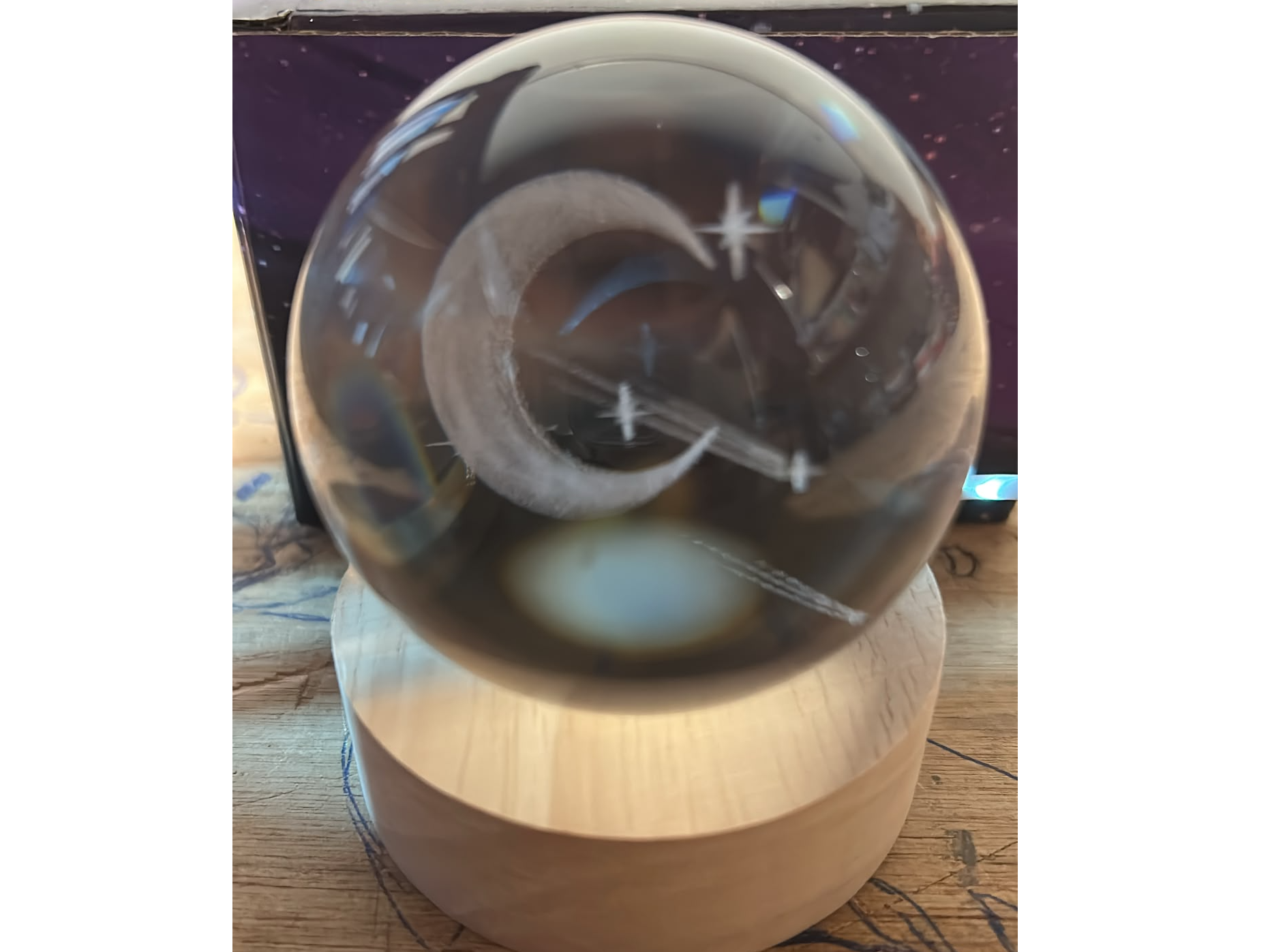 Bola de Cristal de 8 cm (Varios Diseños)