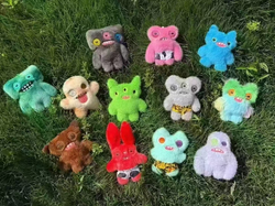 MUÑECOS SURTIDOS EN TENDENCIA de 14 cm