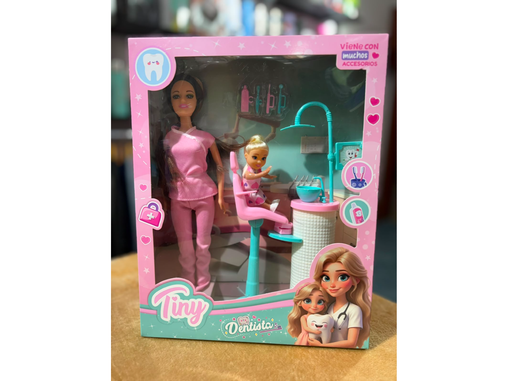 MJUÑECA TINI DENTISTA