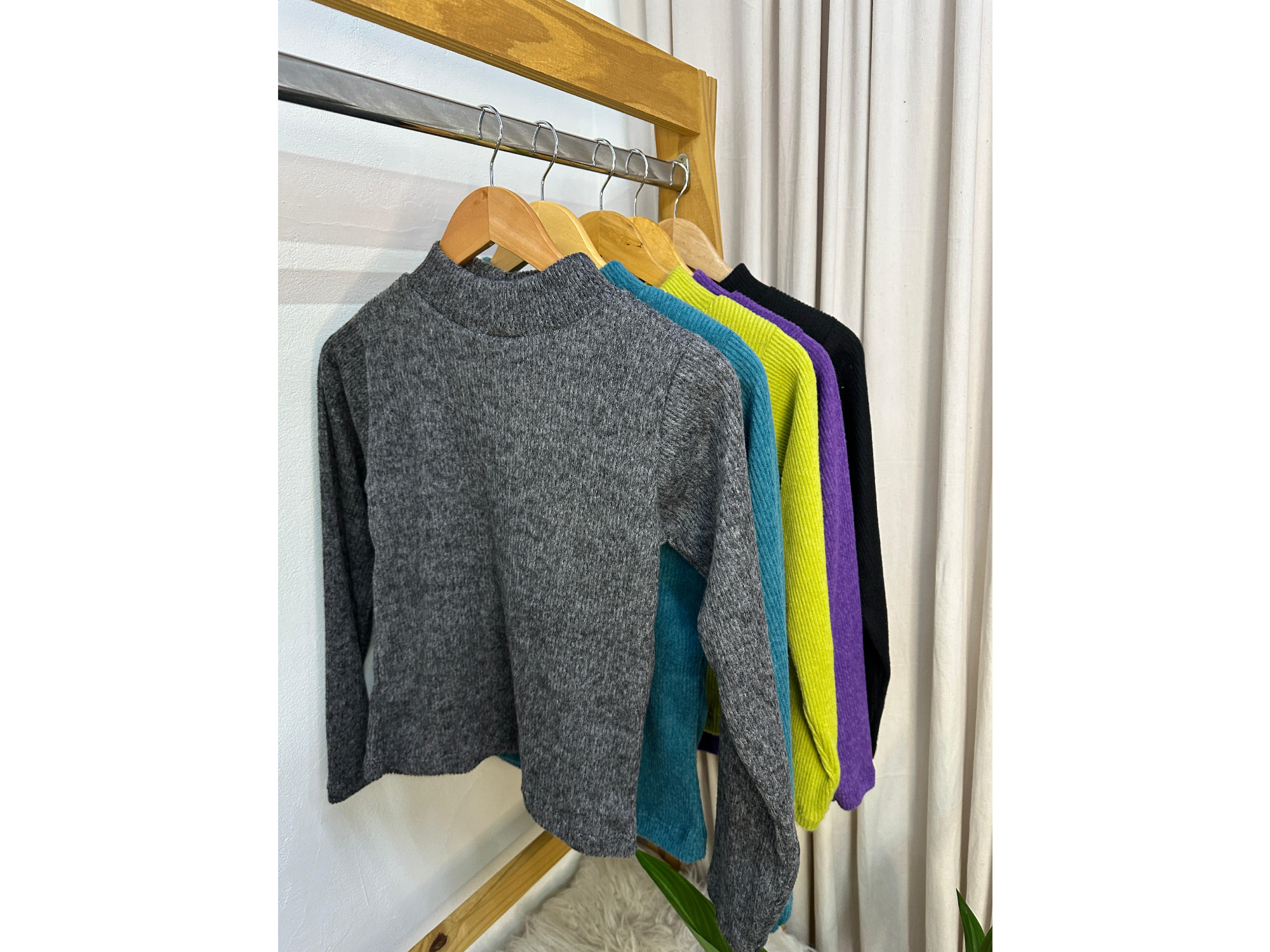 POLERA FRISADA