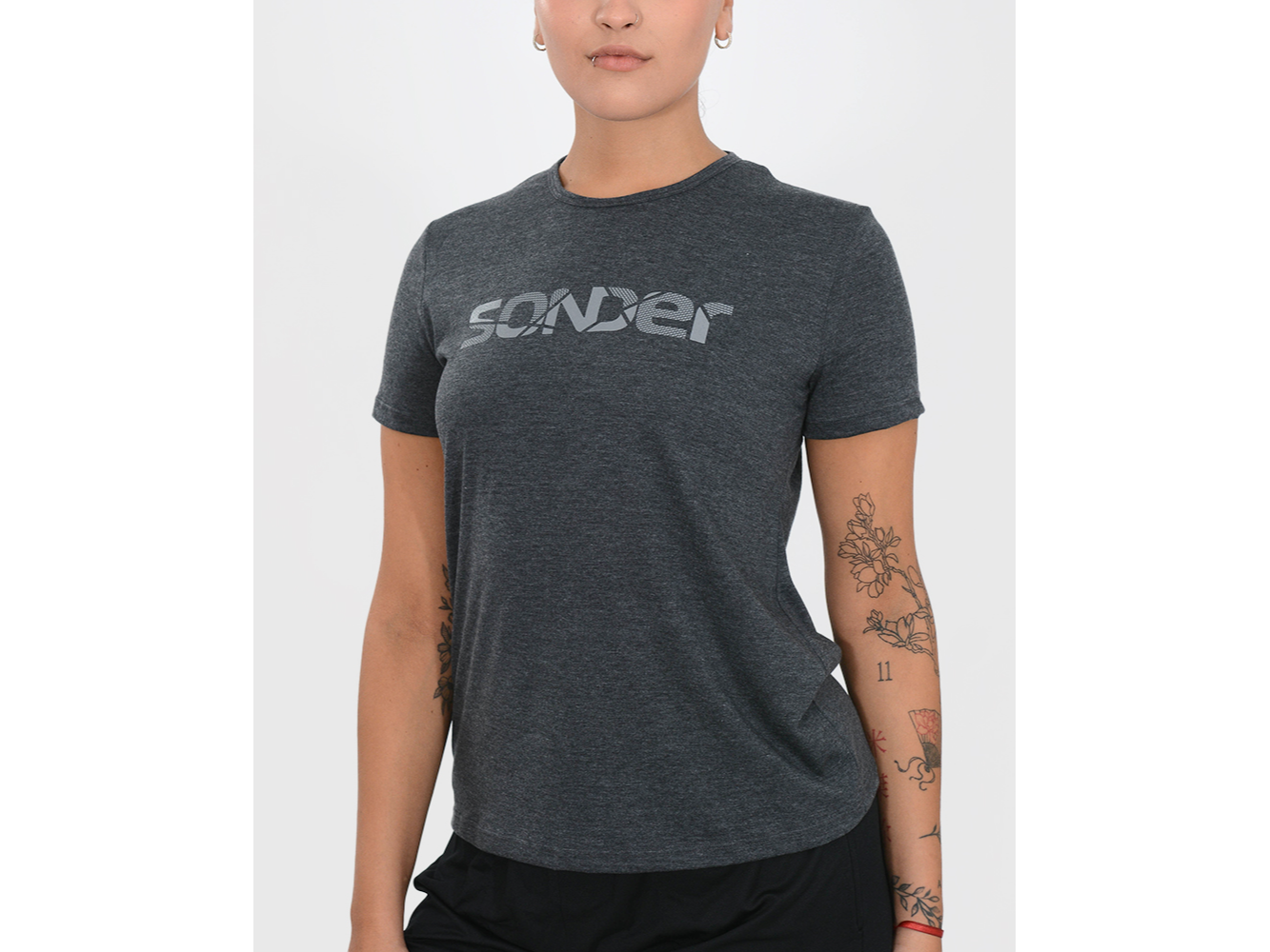 REMERA DAMA CLÁSICA JERSEY