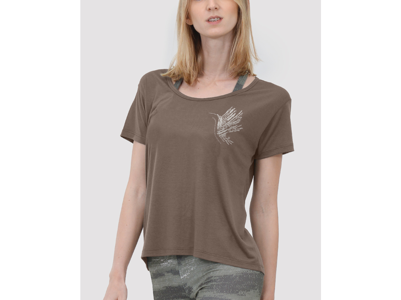 REMERA CORTA Y SUELTA JERSEY
