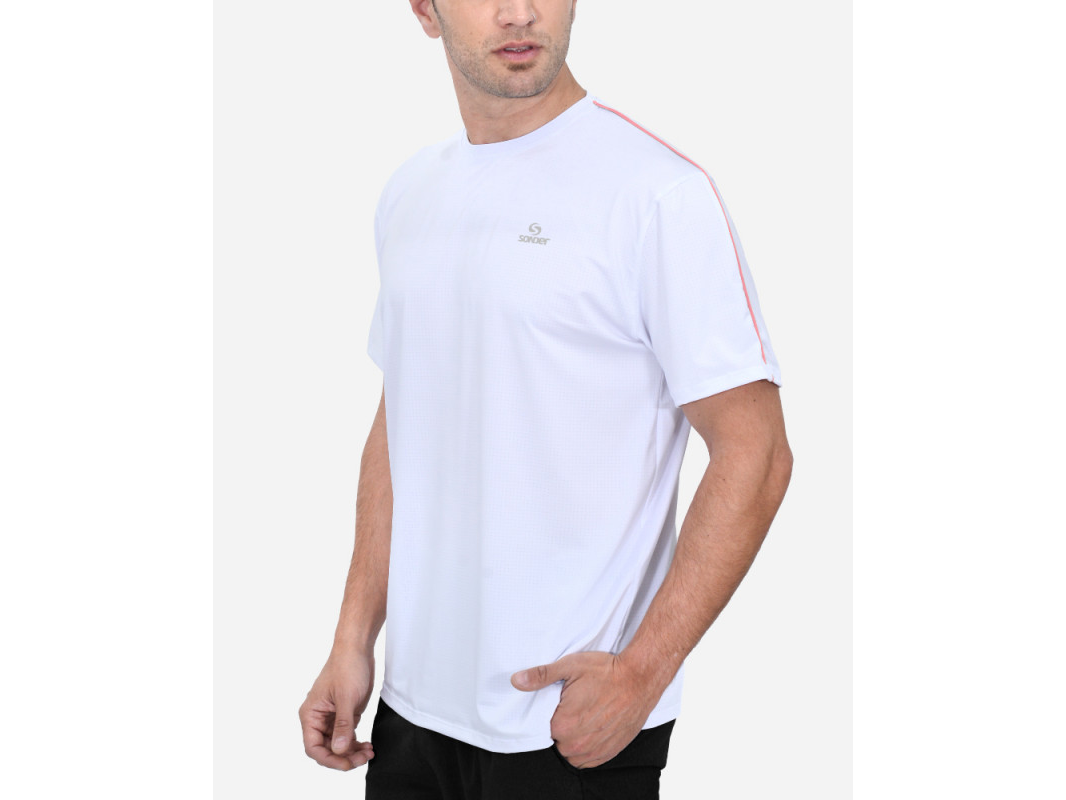 REMERA POLIESTER CALADO ELASTIZADO