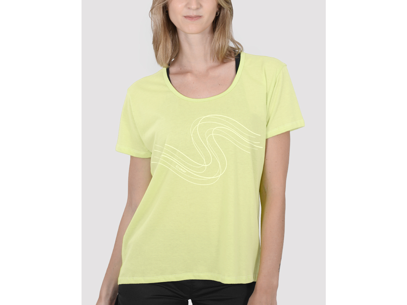 REMERA CORTA Y SUELTA JERSEY